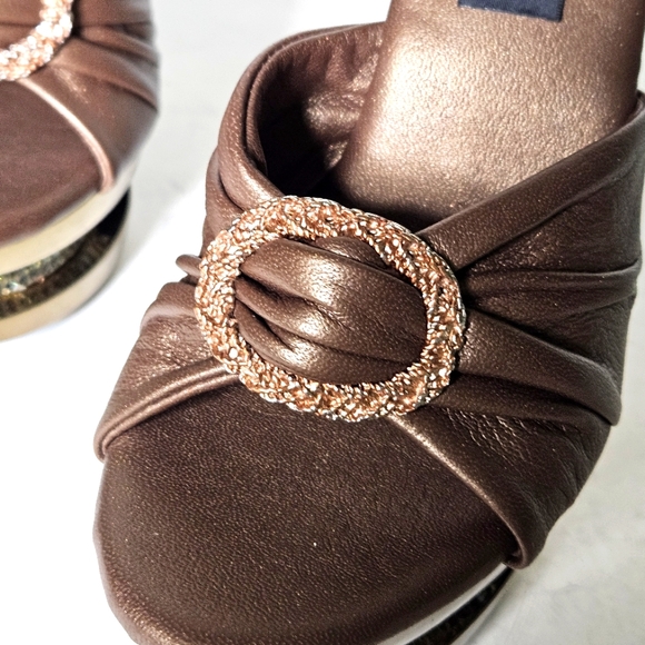 Karo's Shoes 5.5 inch platform mules.  Brown Leather. Size 5 - Picture 3 of 8